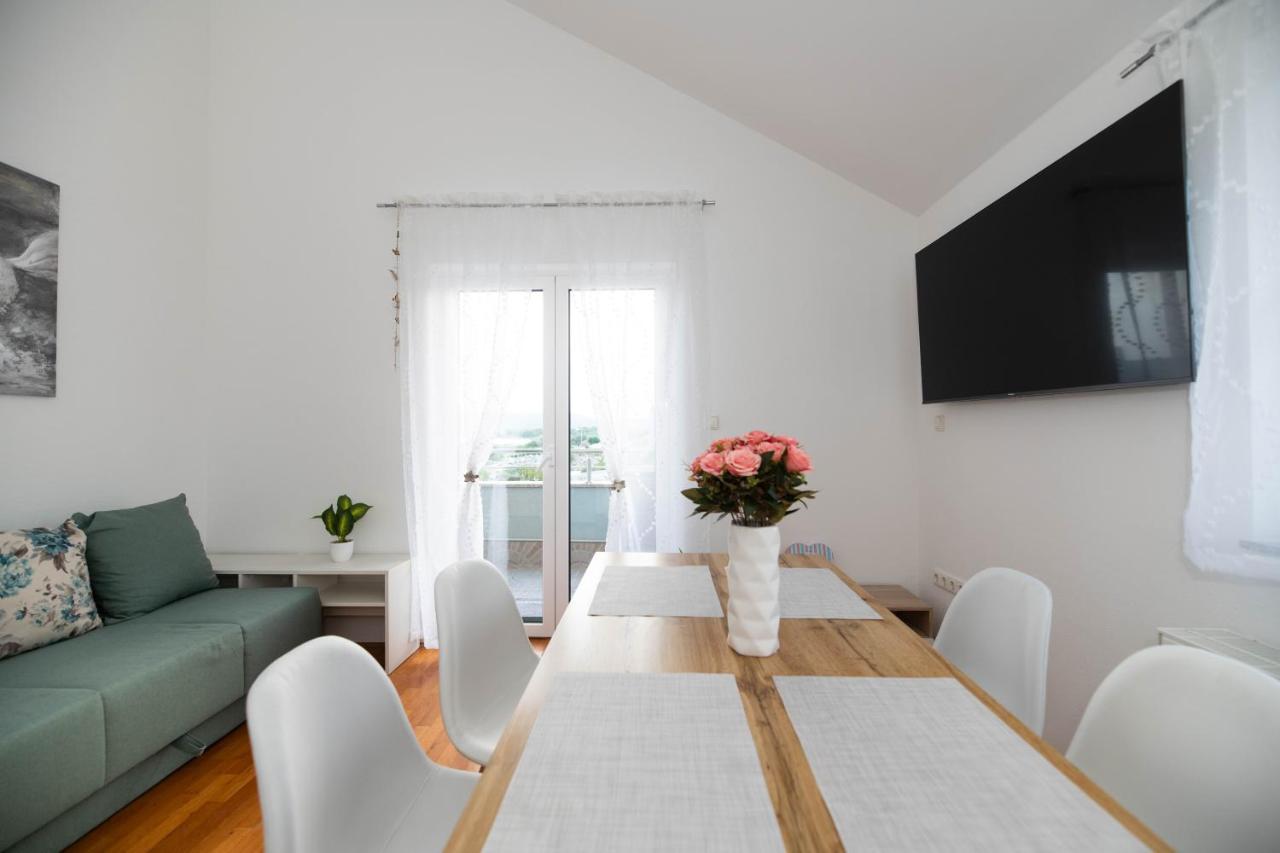 Sunny Beach Apartments Sibenik Bagian luar foto