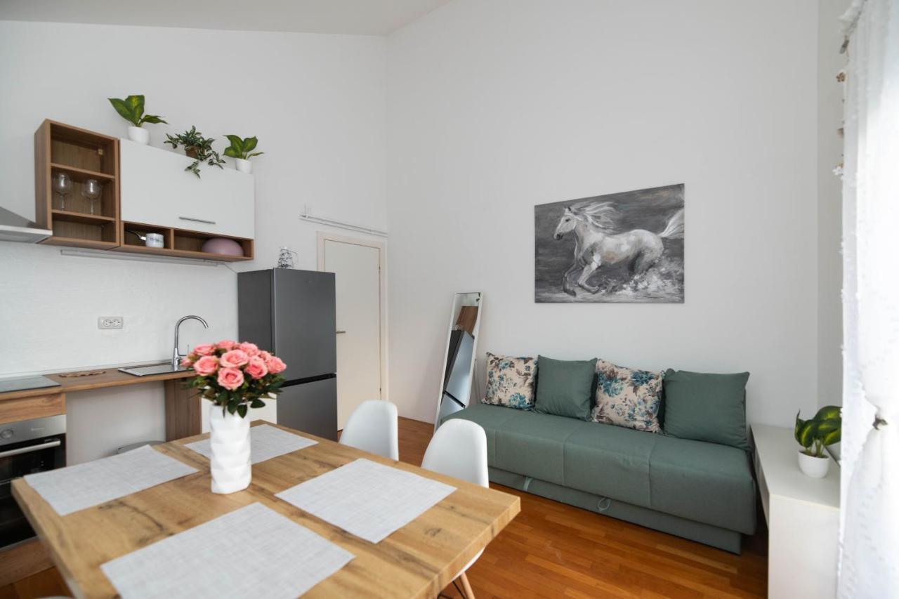 Sunny Beach Apartments Sibenik Bagian luar foto