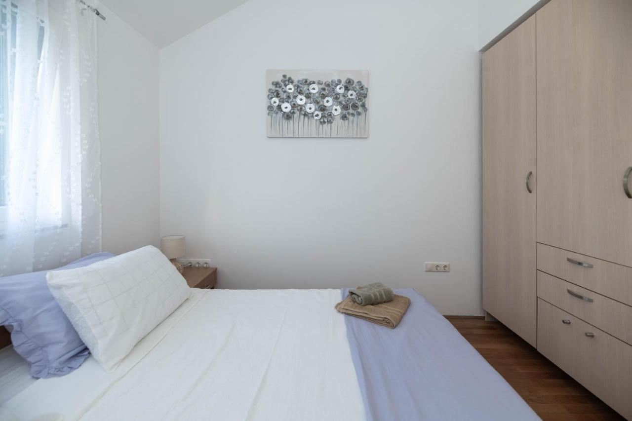 Sunny Beach Apartments Sibenik Bagian luar foto