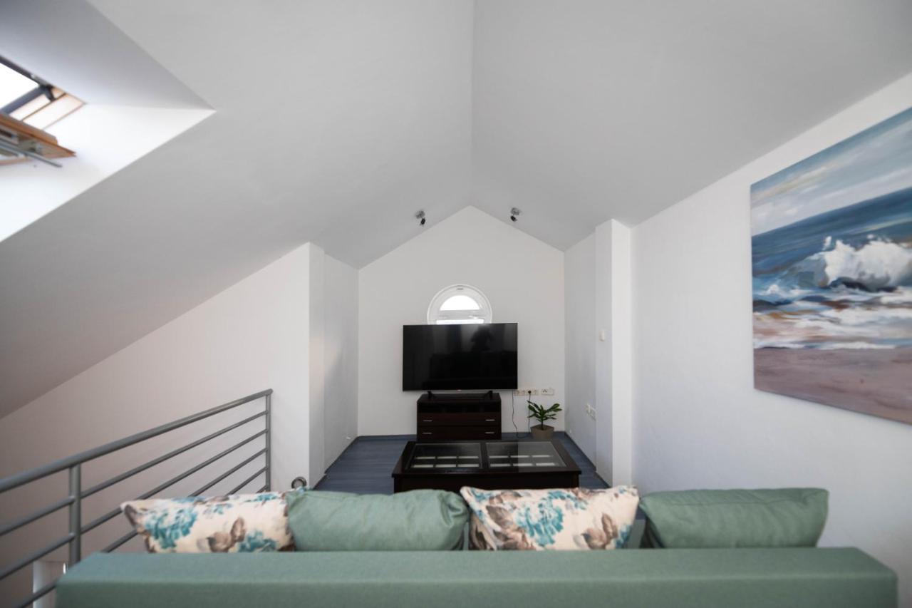 Sunny Beach Apartments Sibenik Bagian luar foto
