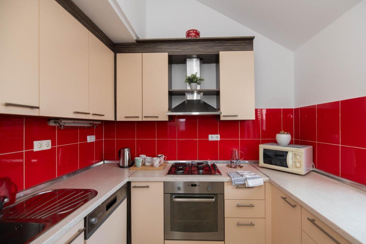 Sunny Beach Apartments Sibenik Bagian luar foto